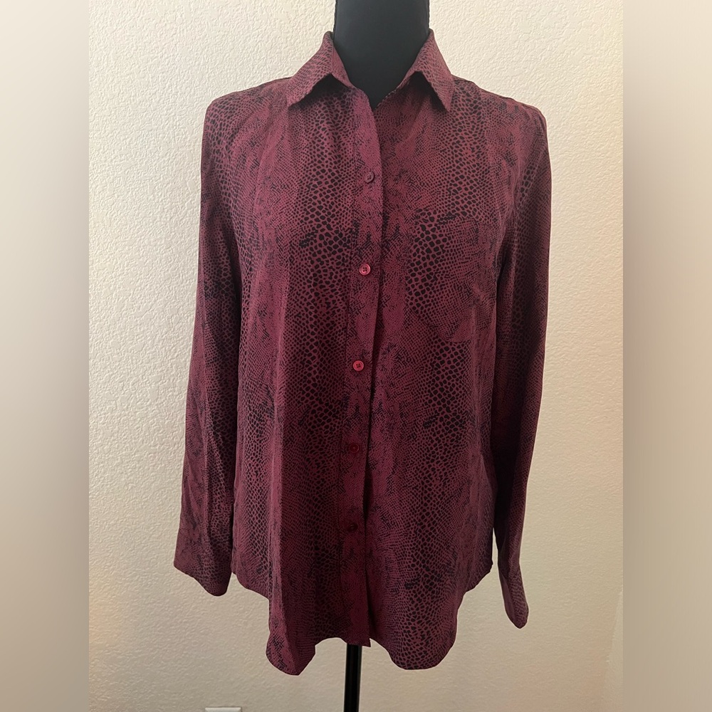 Rails Kate Silk Shirt Red Python Size Small - image 6